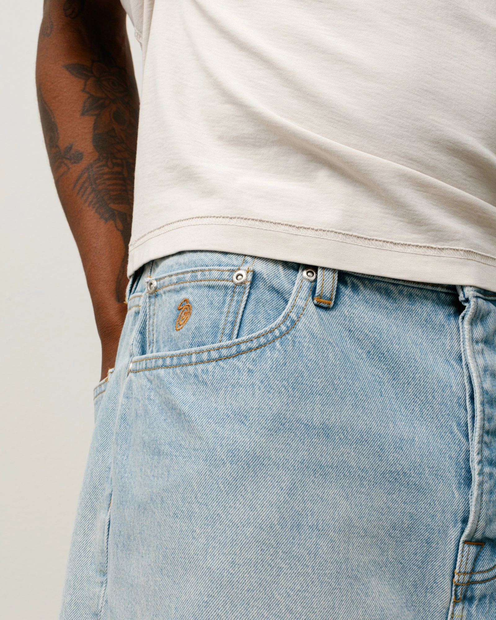 BIG OL' SHORT DENIM