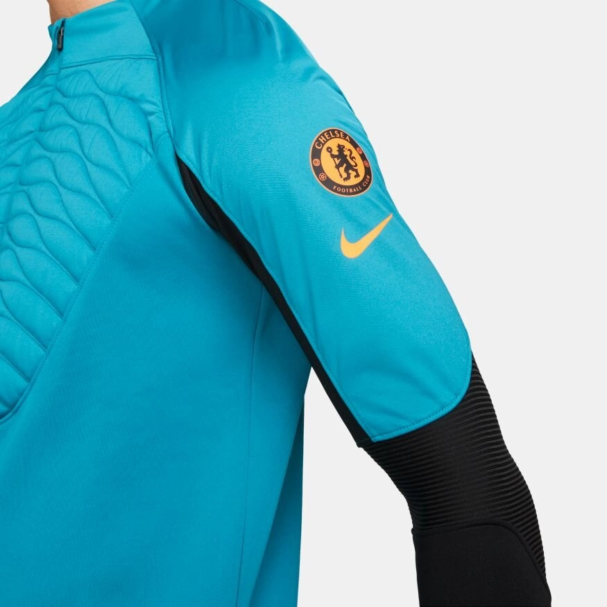 Haut d'entrainement Chelsea Winter Warrior 2021/2022 - Bleu/Noir