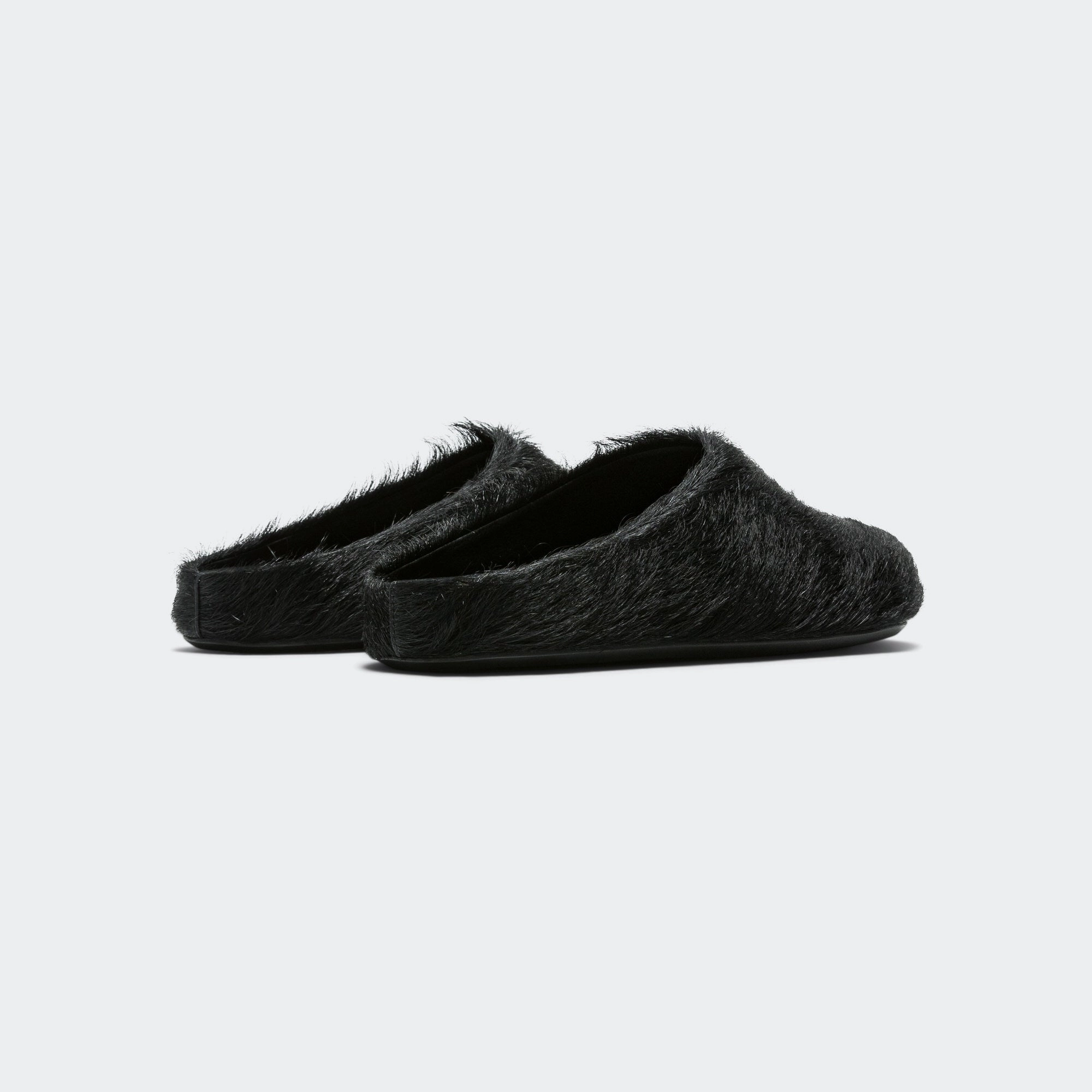 Long Hair Calfskin Fussbett Sabot - Black