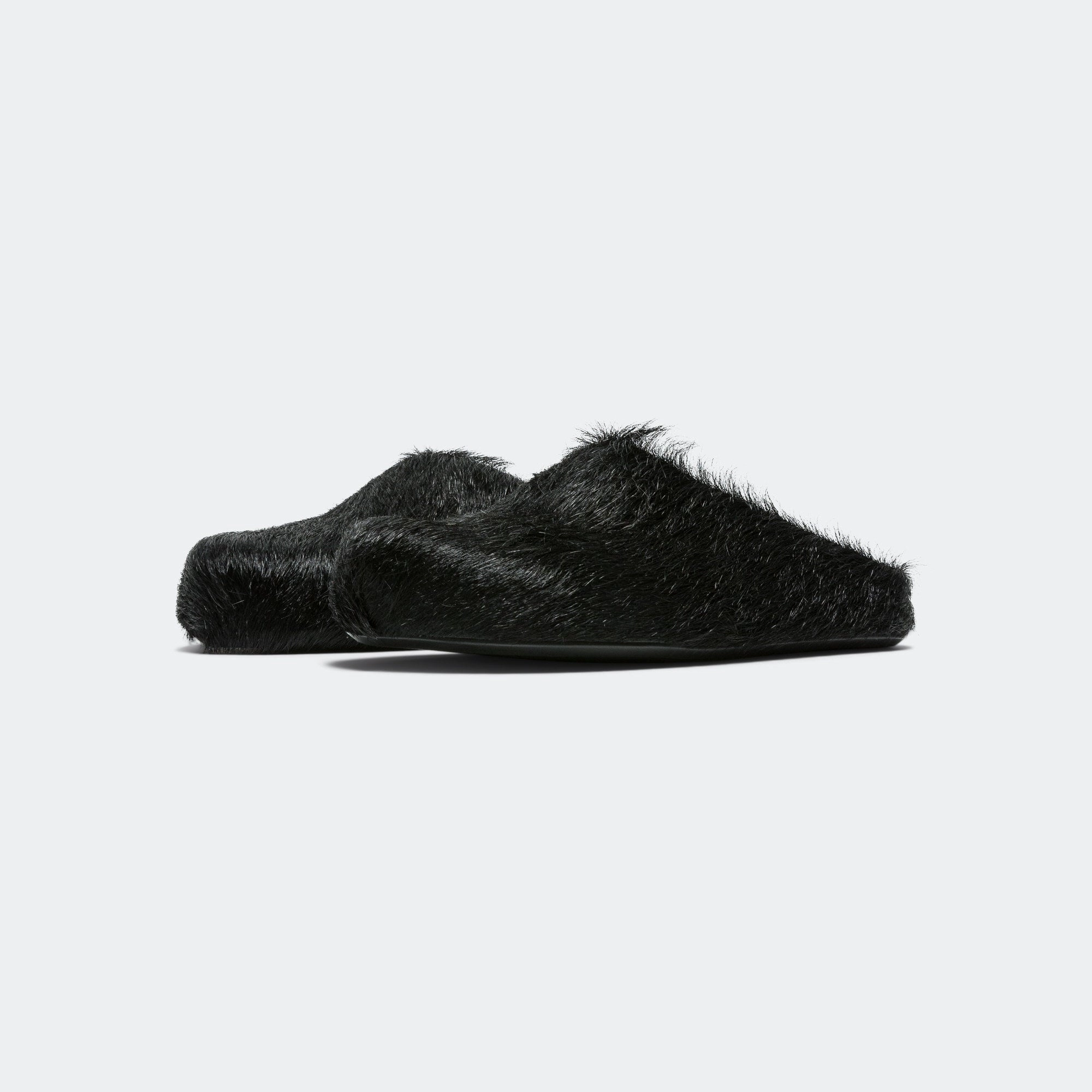 Long Hair Calfskin Fussbett Sabot - Black