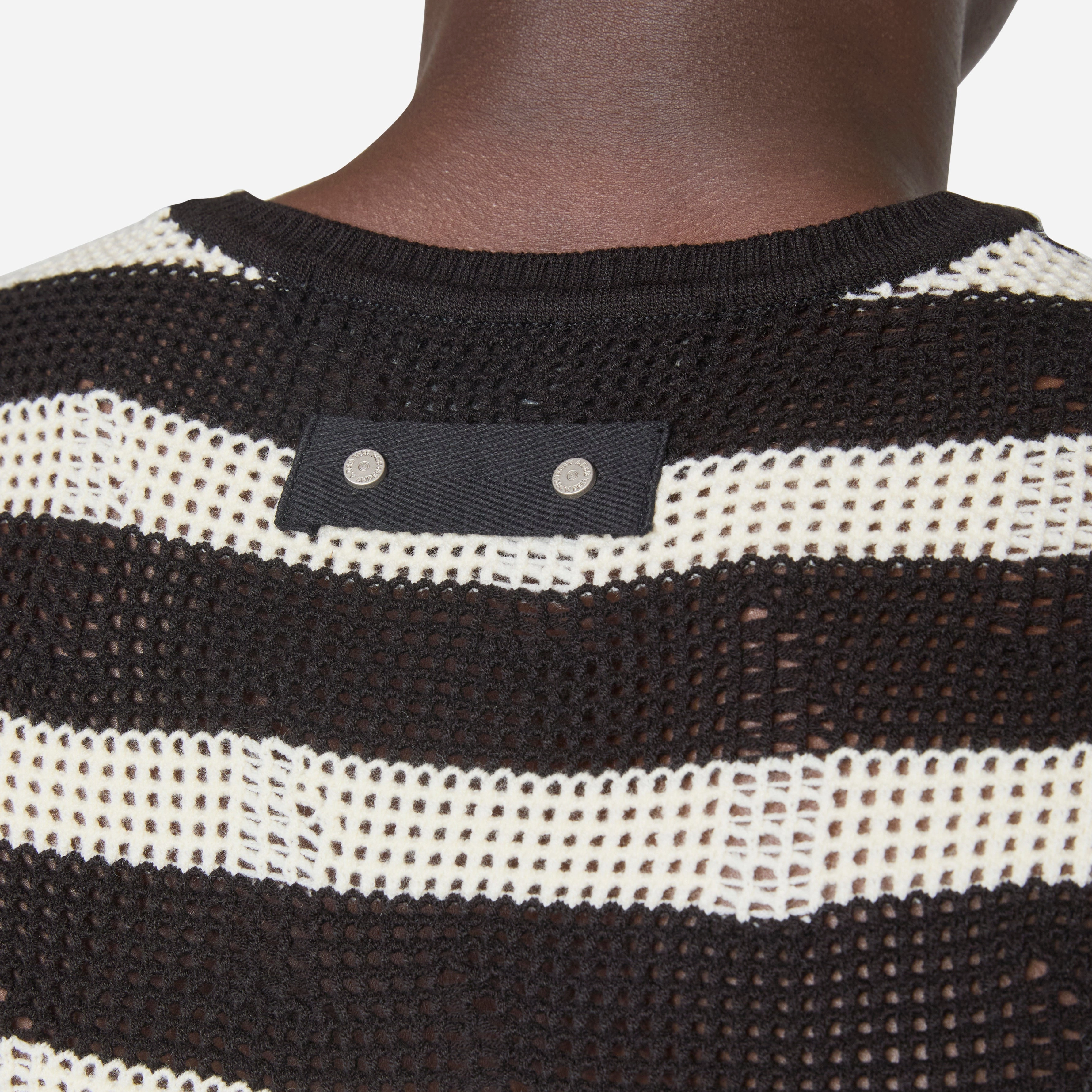 Net Damaged Sleeveless Sweater Black | Ecru