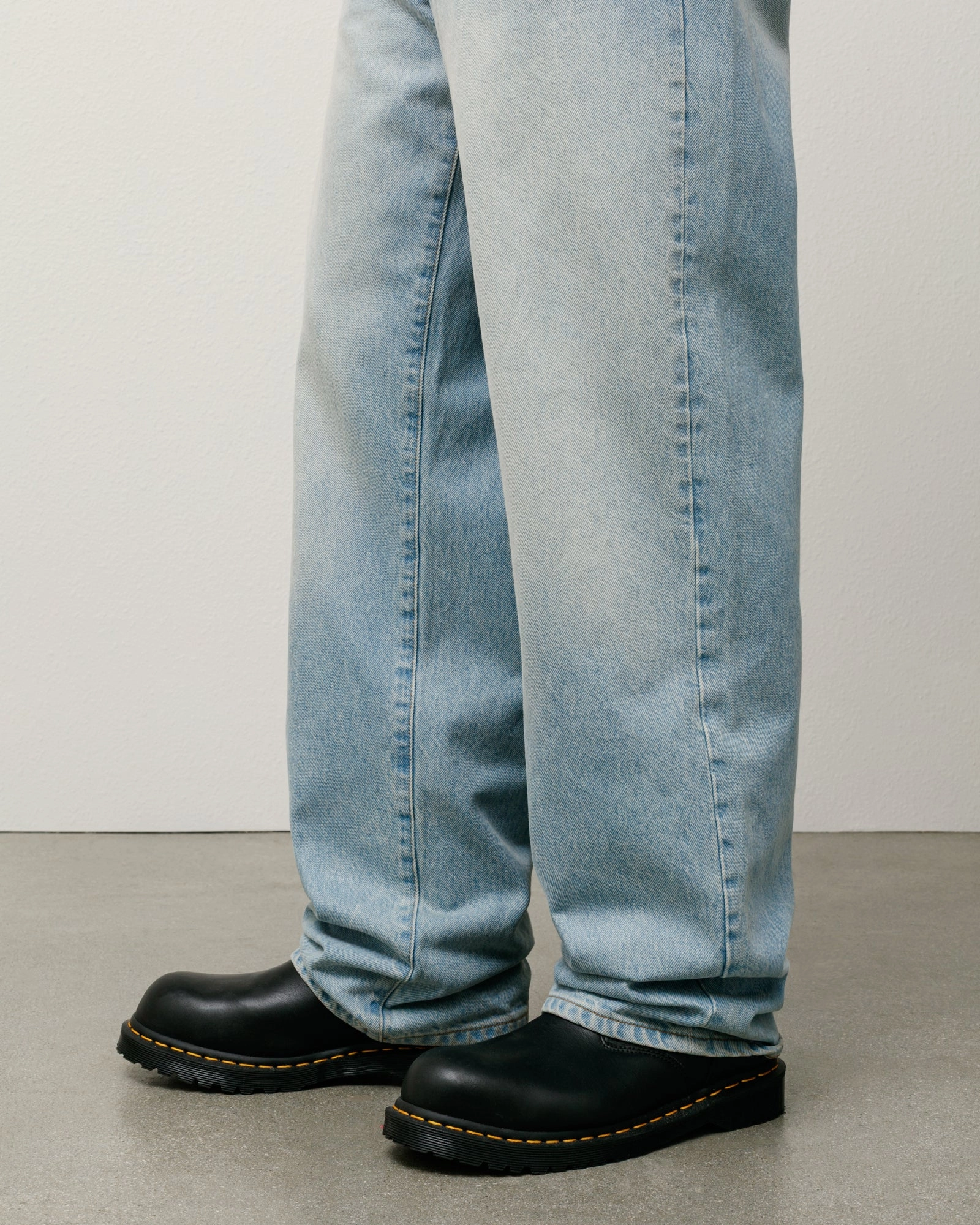 NEW CLASSIC JEAN DENIM