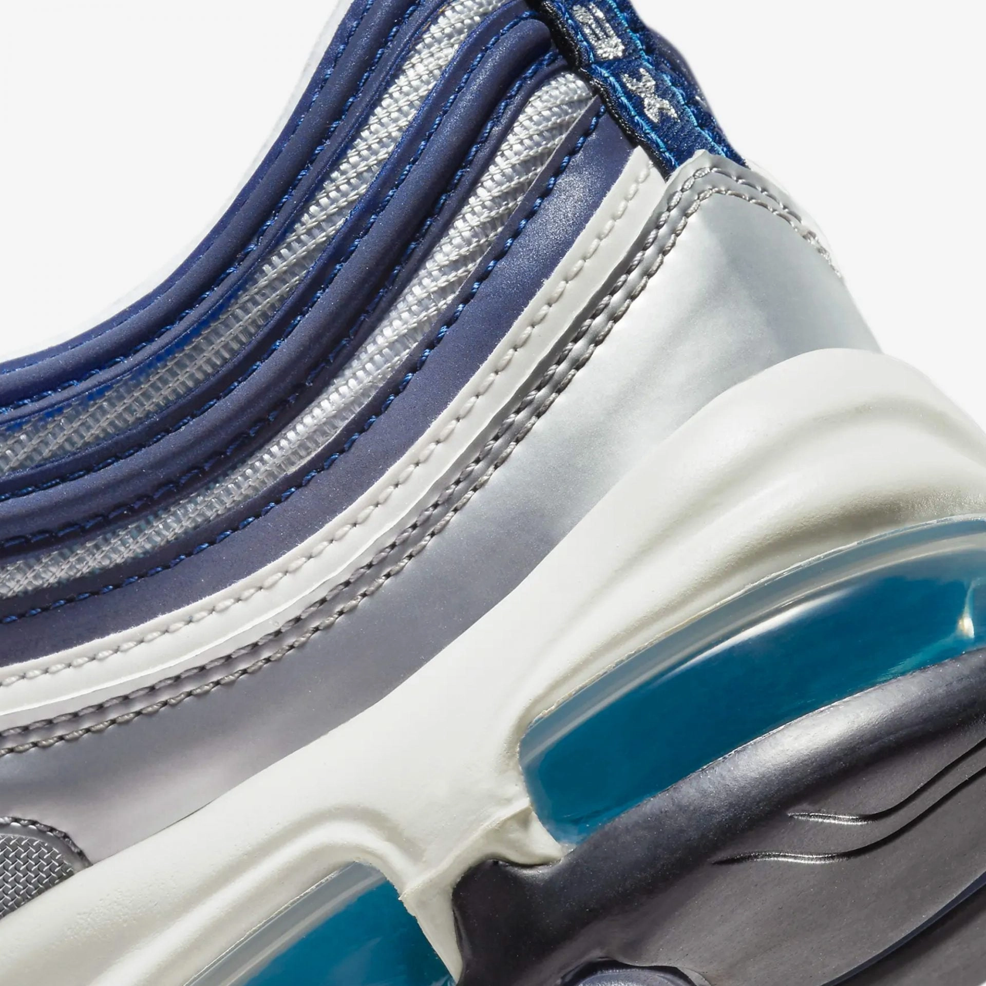 Nike | AIR MAX 97  { METALLIC SILVER/MIDNIGHT NAVY