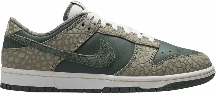 Nike Dunk Low Retro Premium