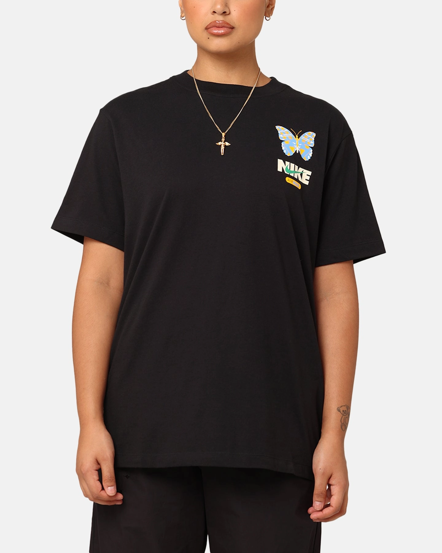 Nike Women's Sportswear Graphic Boyfriend T-Shirt Black