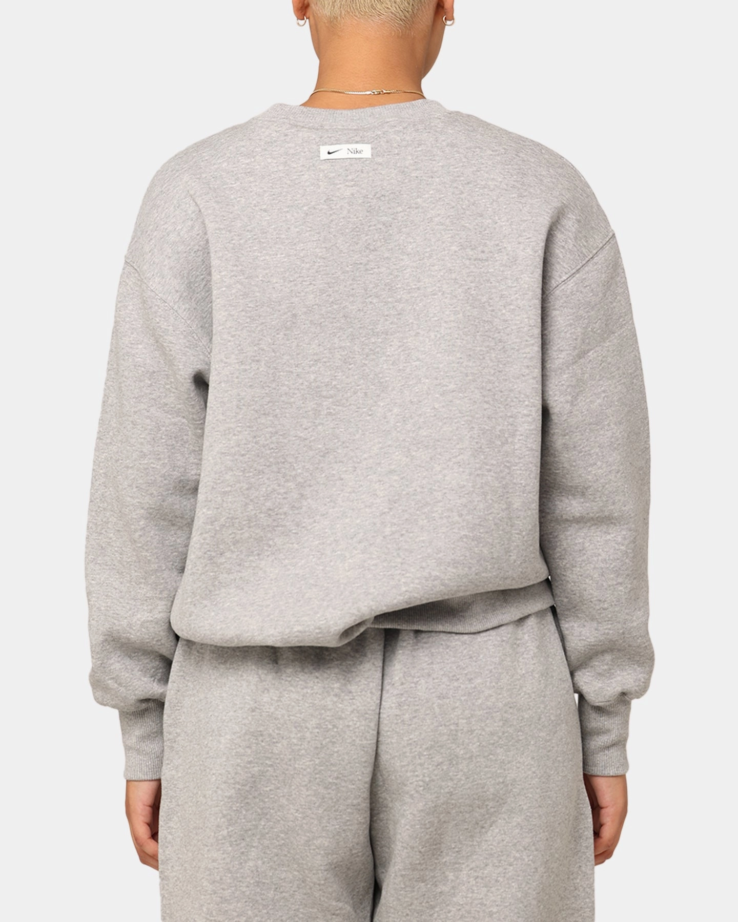 Nike Women's Sportswear Phoenix Fleece Oversized Logo Crewneck Dark Grey Heather