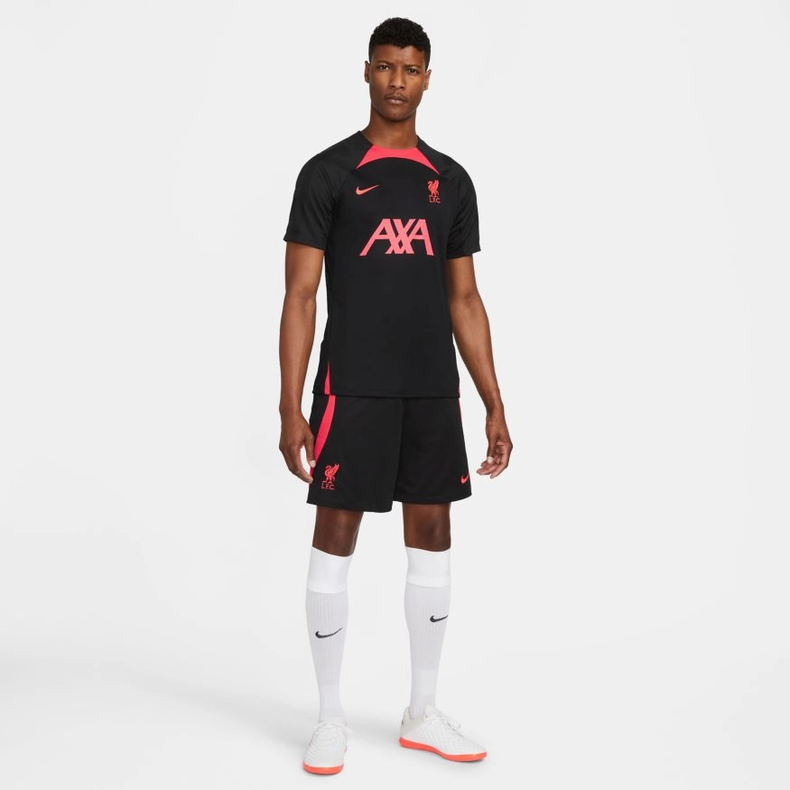 Short d'entrainement Liverpool Strike 2022/2023 - Noir/Rouge