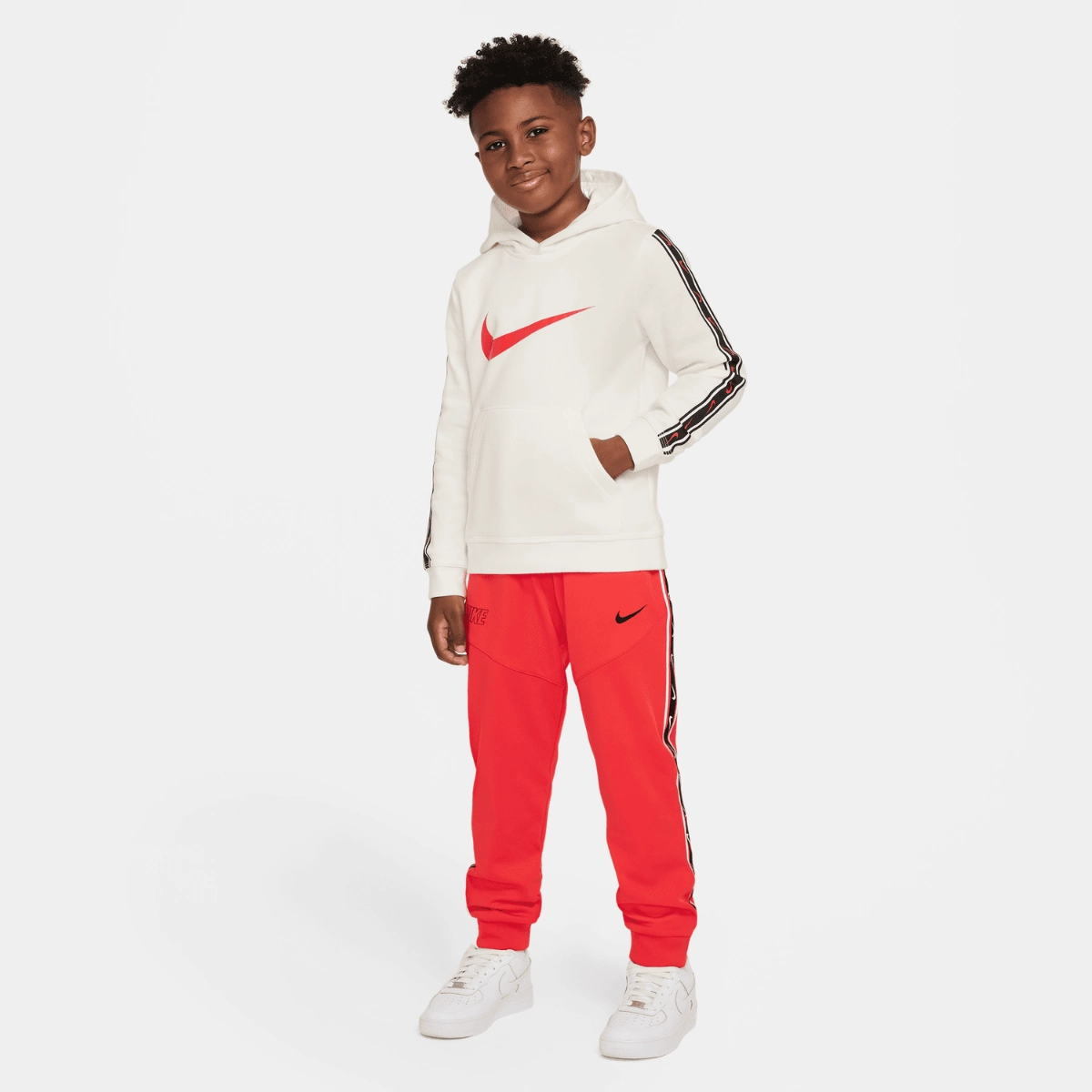 Sweat à Capuche Nike Repeat Junior - Beige/Noir/Rouge