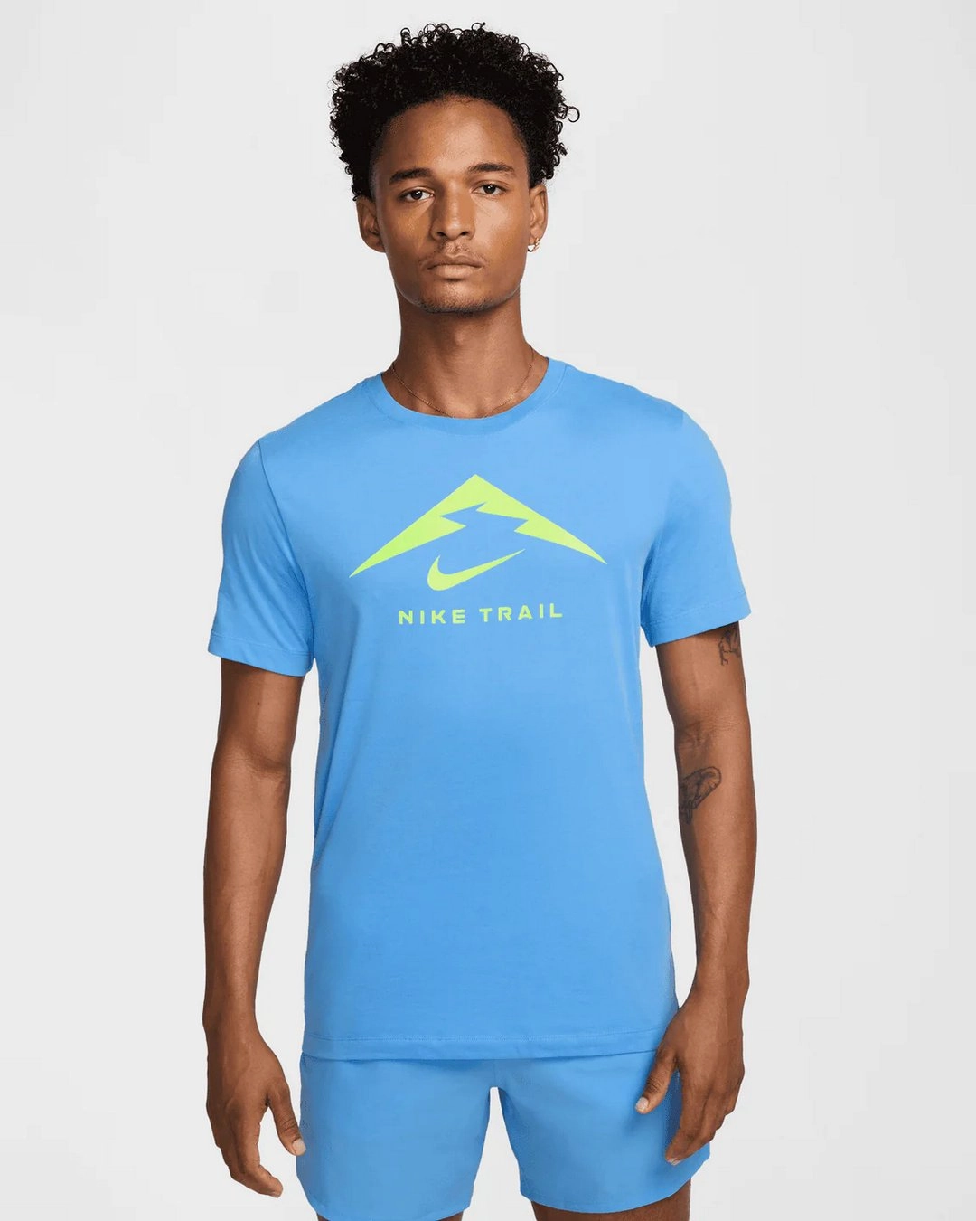 T-shirt Nike Trail - Bleu/Vert