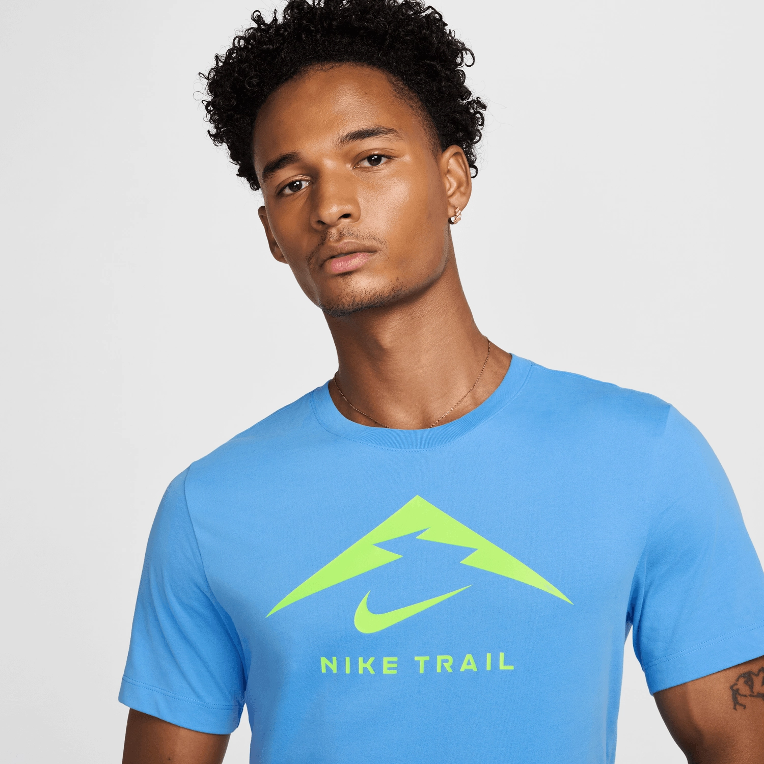 T-shirt Nike Trail - Bleu/Vert
