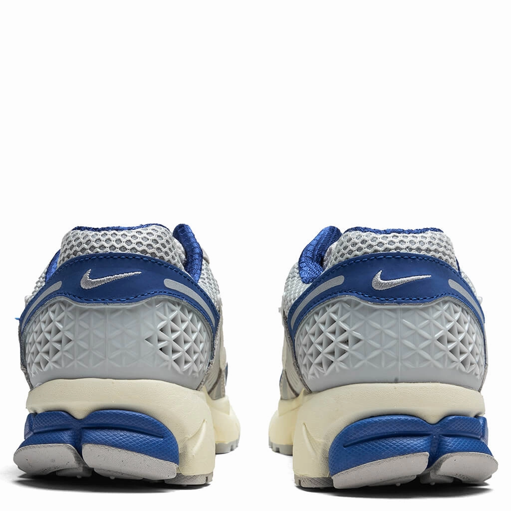 Women's Zoom Vomero 5 - Game Royal/White/Coconut Milk
