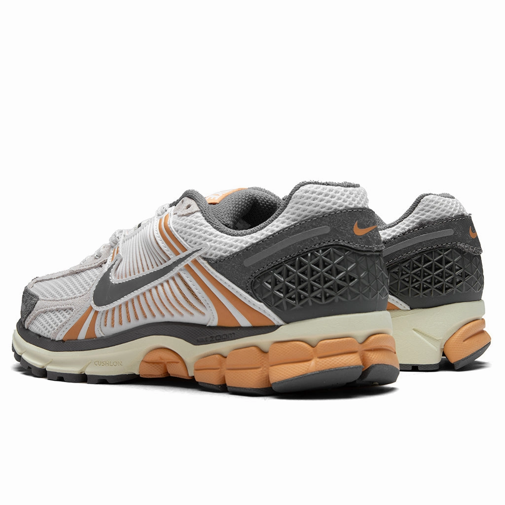 Zoom Vomero 5 - Phantom/Flat Pewter/Copper Moon